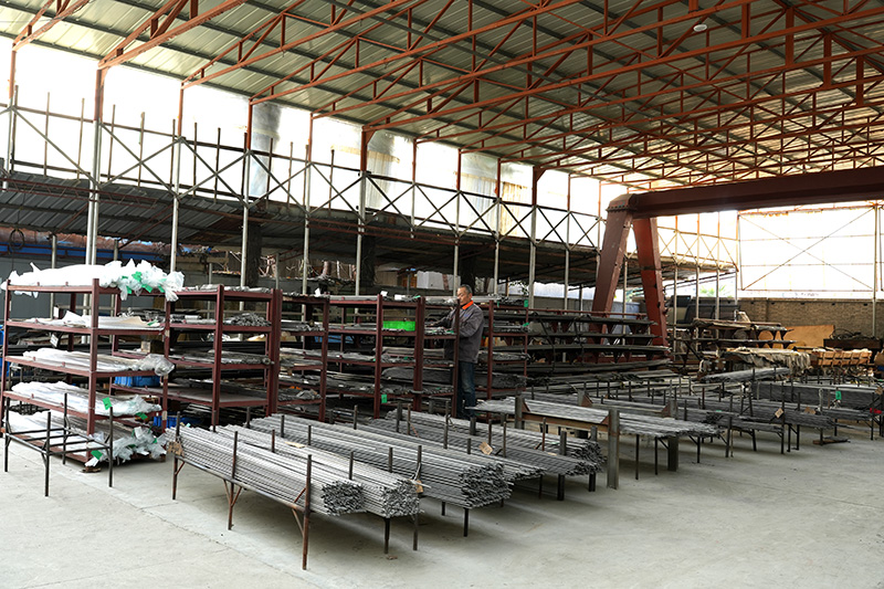 Screw inventory area